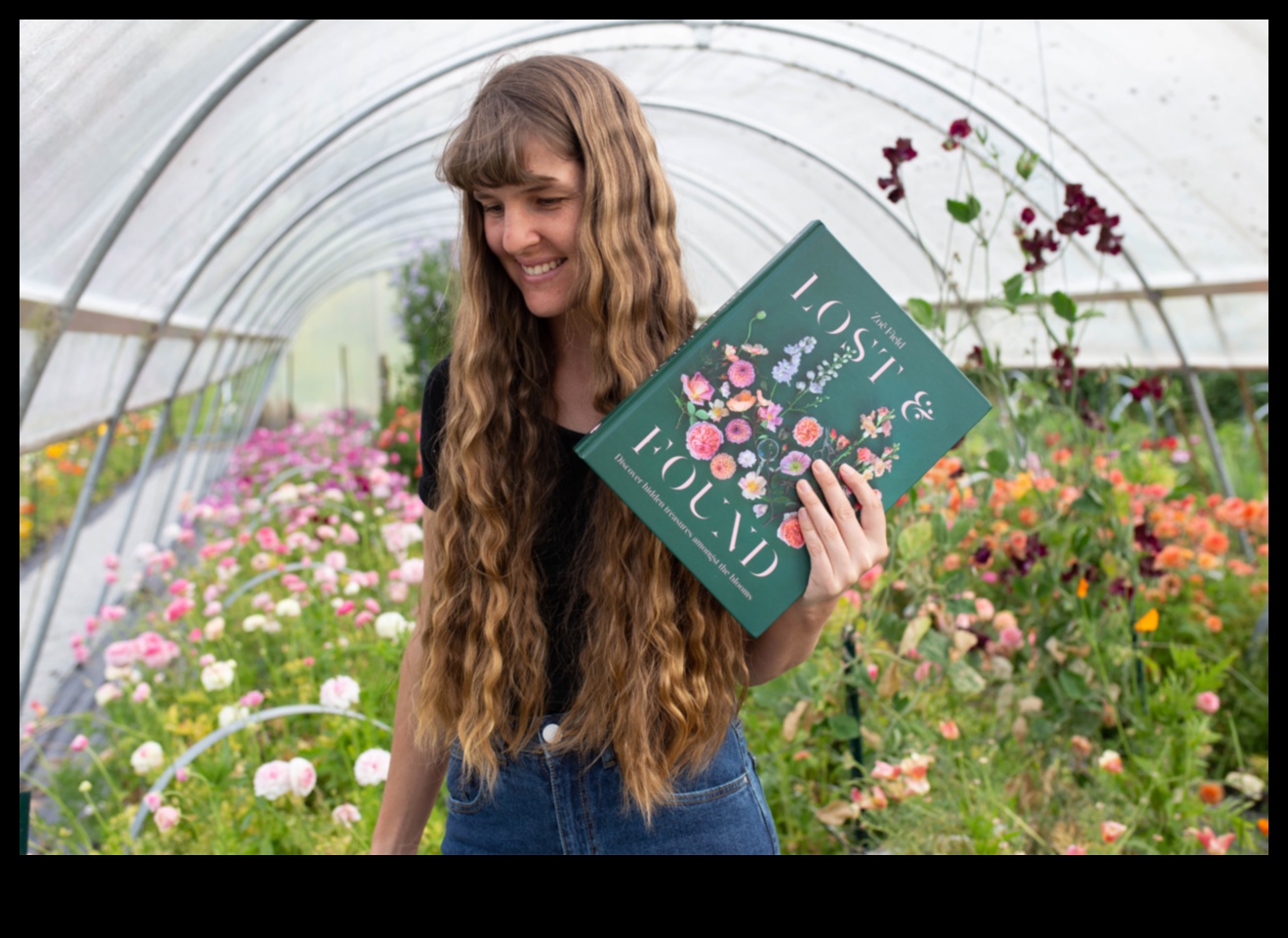 Înflorește dincolo de limite: Explorează paradisul nostru cu seră