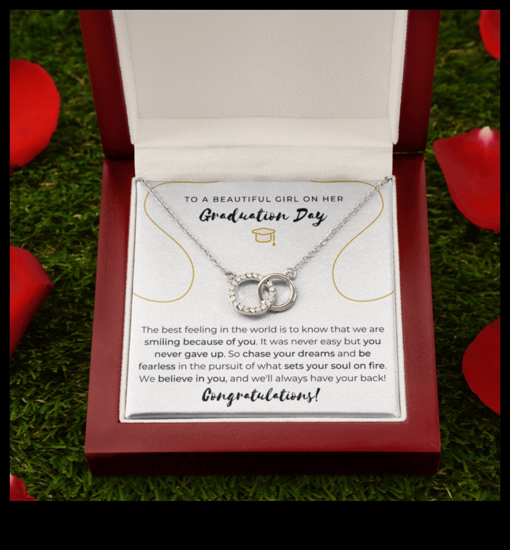 Dazzling Dreams Un set de bijuterii pentru a vă ajuta să vă urmăriți visele 3 Vise orbitoare: Urmăriți-vă visele cu setul nostru de bijuterii de vis