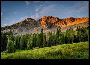 Eleganță efemeră: frumusețea trecătoare a vizitarii obiectivelor turistice