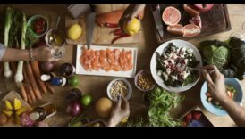 Viitorul consumului de diete bazate pe gene spre o sănătate mai bună 6 Diete bazate pe gene: Navigarea în nutrigenomică pentru o viață mai bună